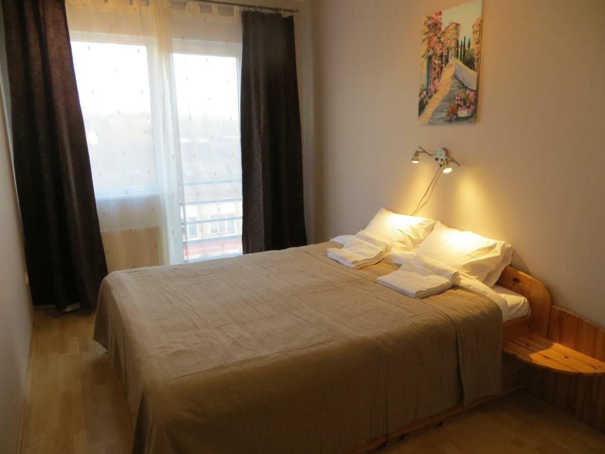 Apartment Near Centre ตาร์ตู ภายนอก รูปภาพ